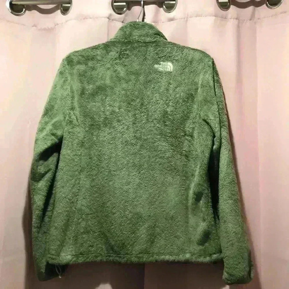 The North face green jacket size medium. In good used condition. - Picture 10 of 12